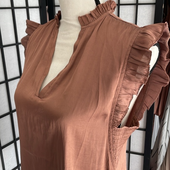 NWT Grade & Gather Ruffle Sleeve Top Blouse Tank in Cacao color - Picture 3 of 7